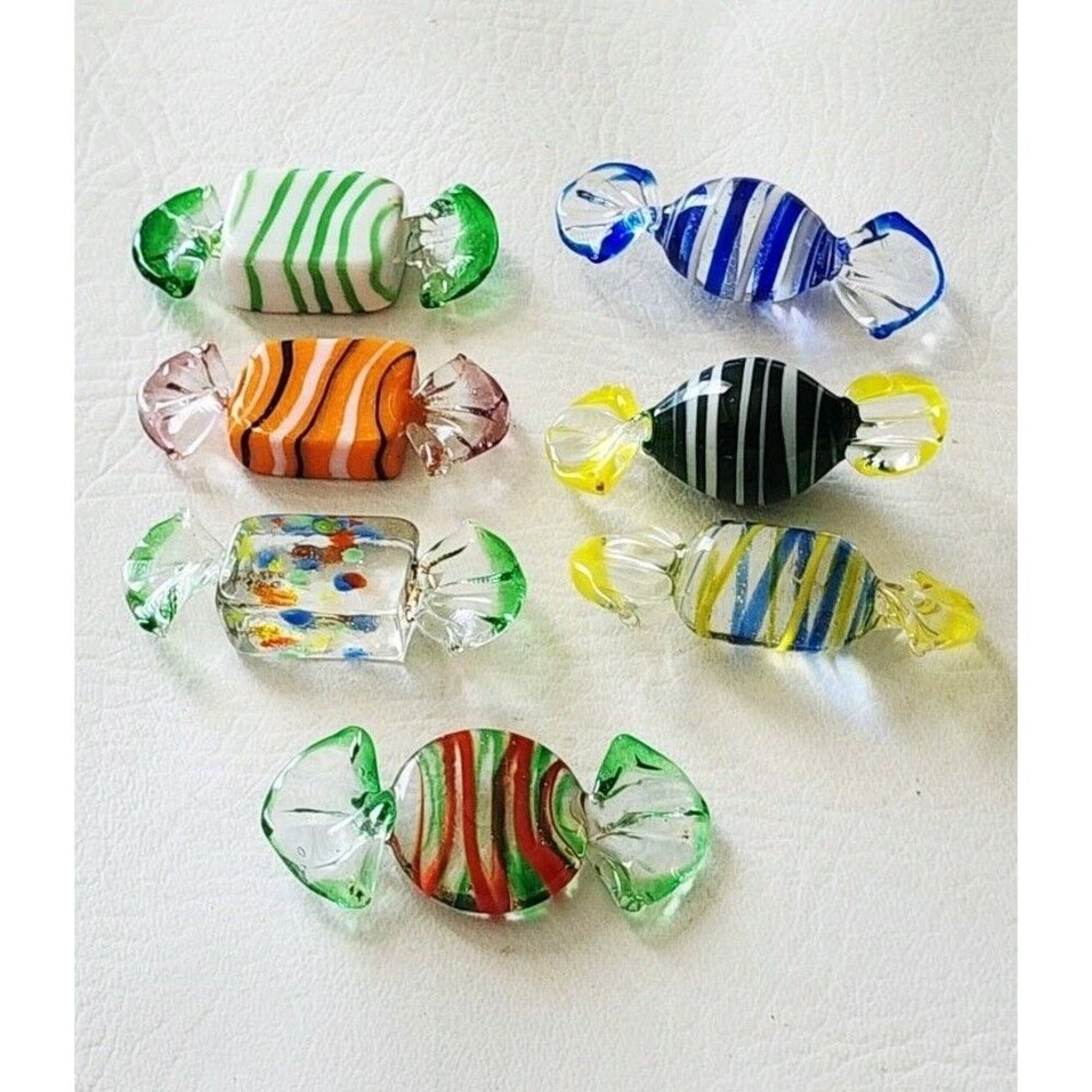 VINTAGE HAND-BLOWN ART GLASS WRAPPED CANDY PIECES 2" - LOT OF 7